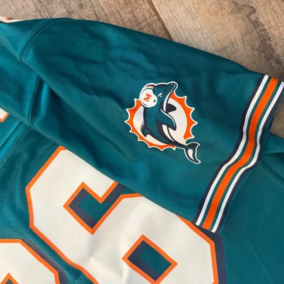 🏈 NFL Miami Dolphins Miller 26 Teal Jersey with Logo Pro Line Football 🏈 Retired - Picture 5 of 5